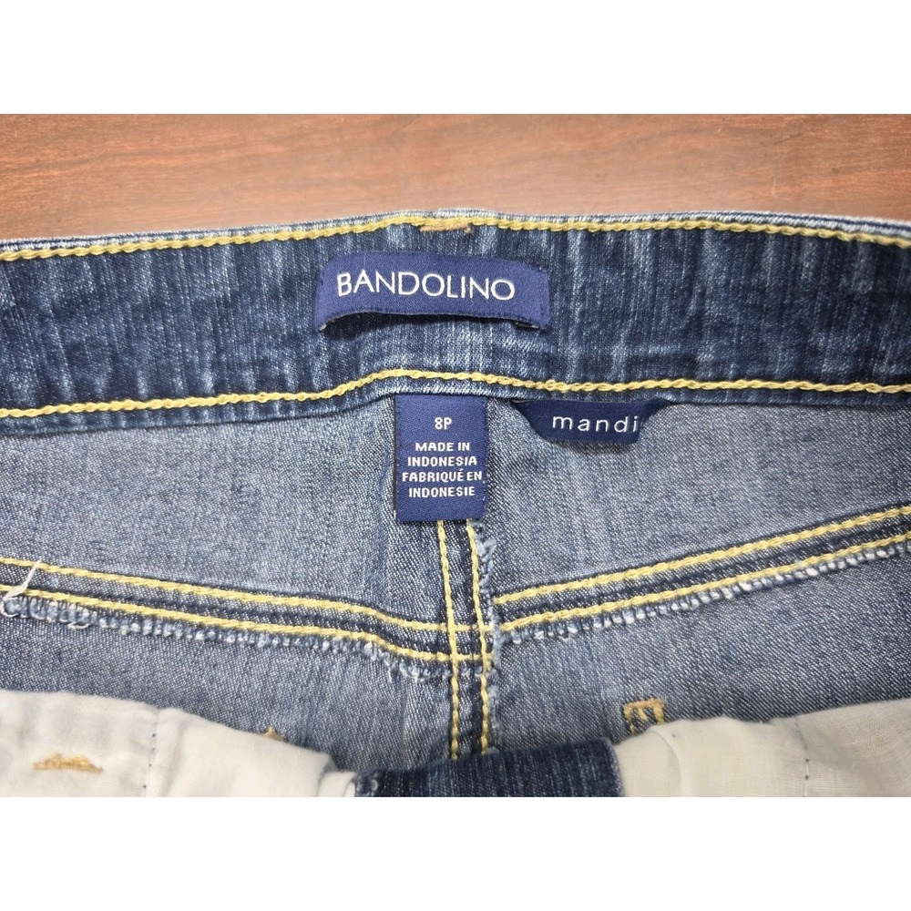 Bandolino Mandie Womens Denim Shorts Size 8P Blue Mid Rise Stretch Bermuda - Picture 3 of 7